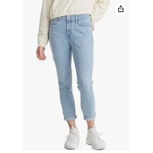 NWT NEW Levi's Boyfriend Light Wash Jeans‎ Size 33